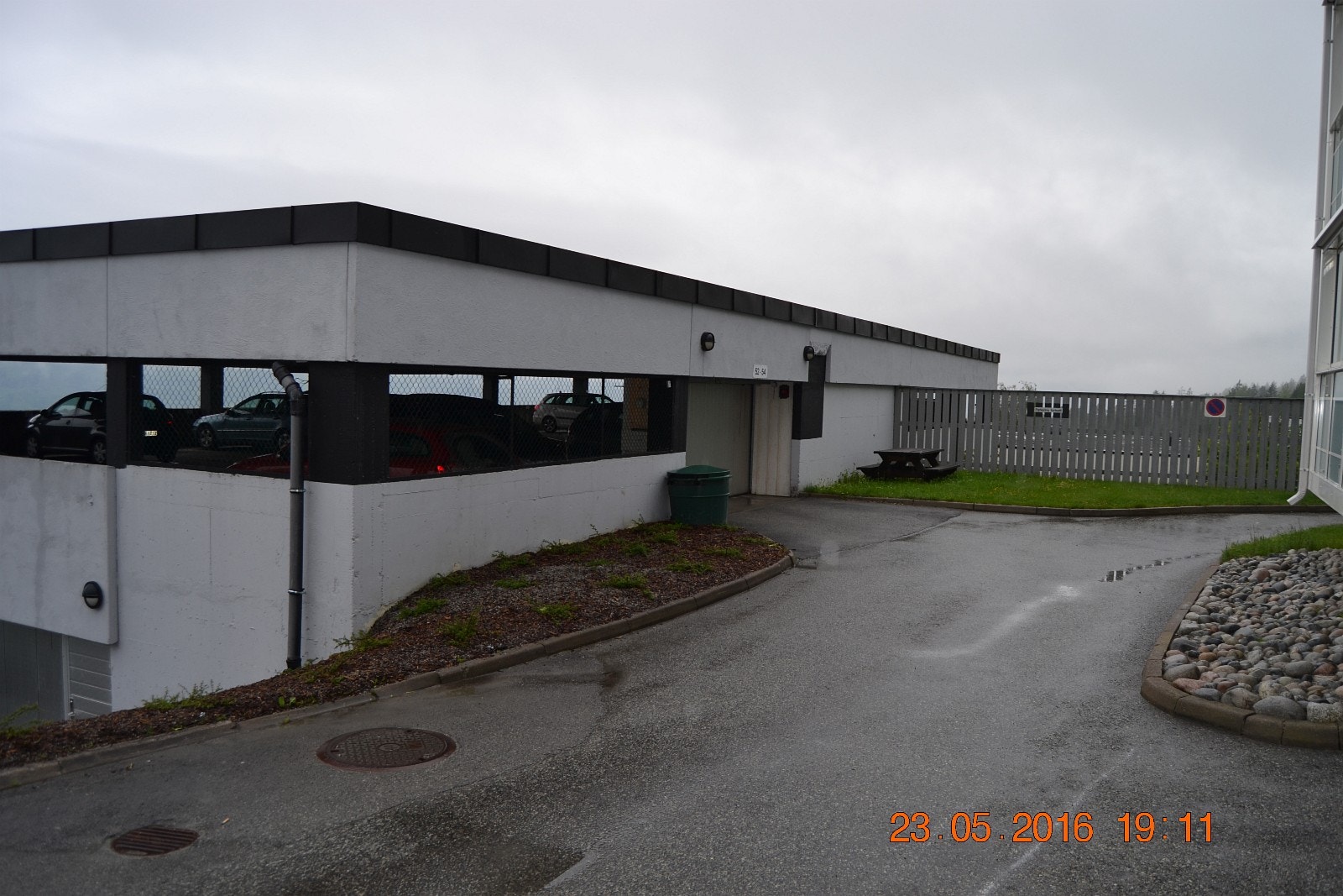 Parkeringshus, vil bli erstattet med felles takhage. Galleribilde