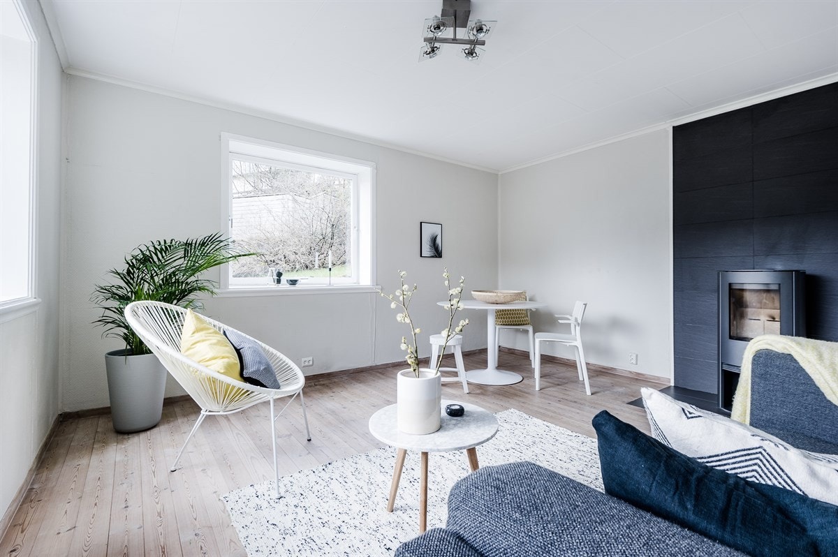 Eie Eiendomsmegling presenterer Søndre Øyjorden 45, ved Eivind Kalve og Marte Myrene. Galleribilde