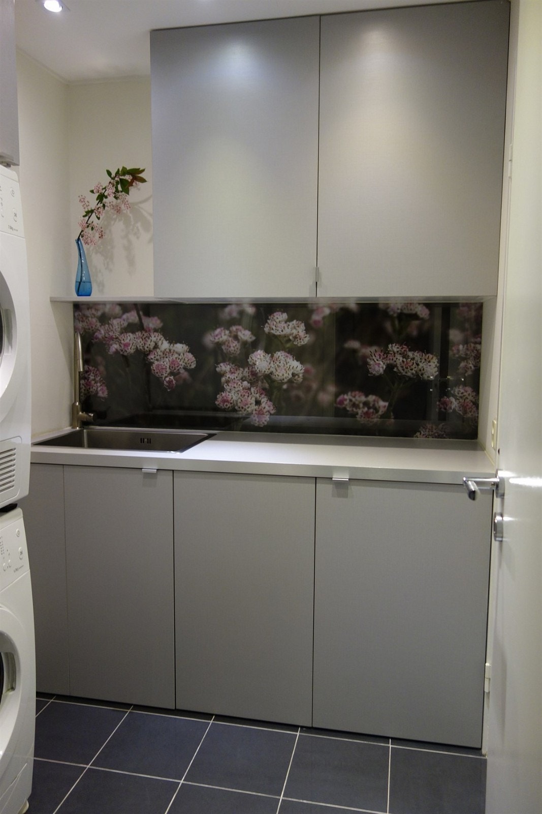 Boligen har separat vaskerom og WC Galleribilde