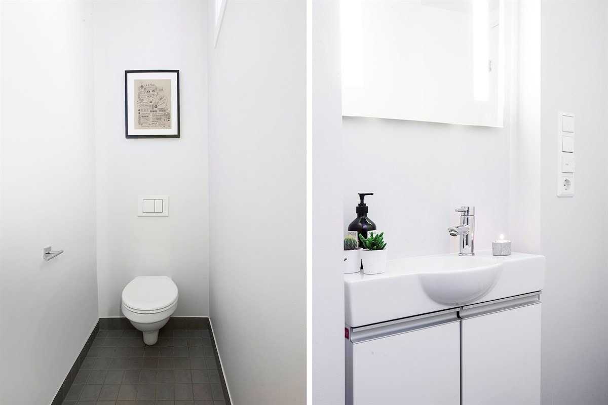 Separat og vegghengt WC med servant Galleribilde