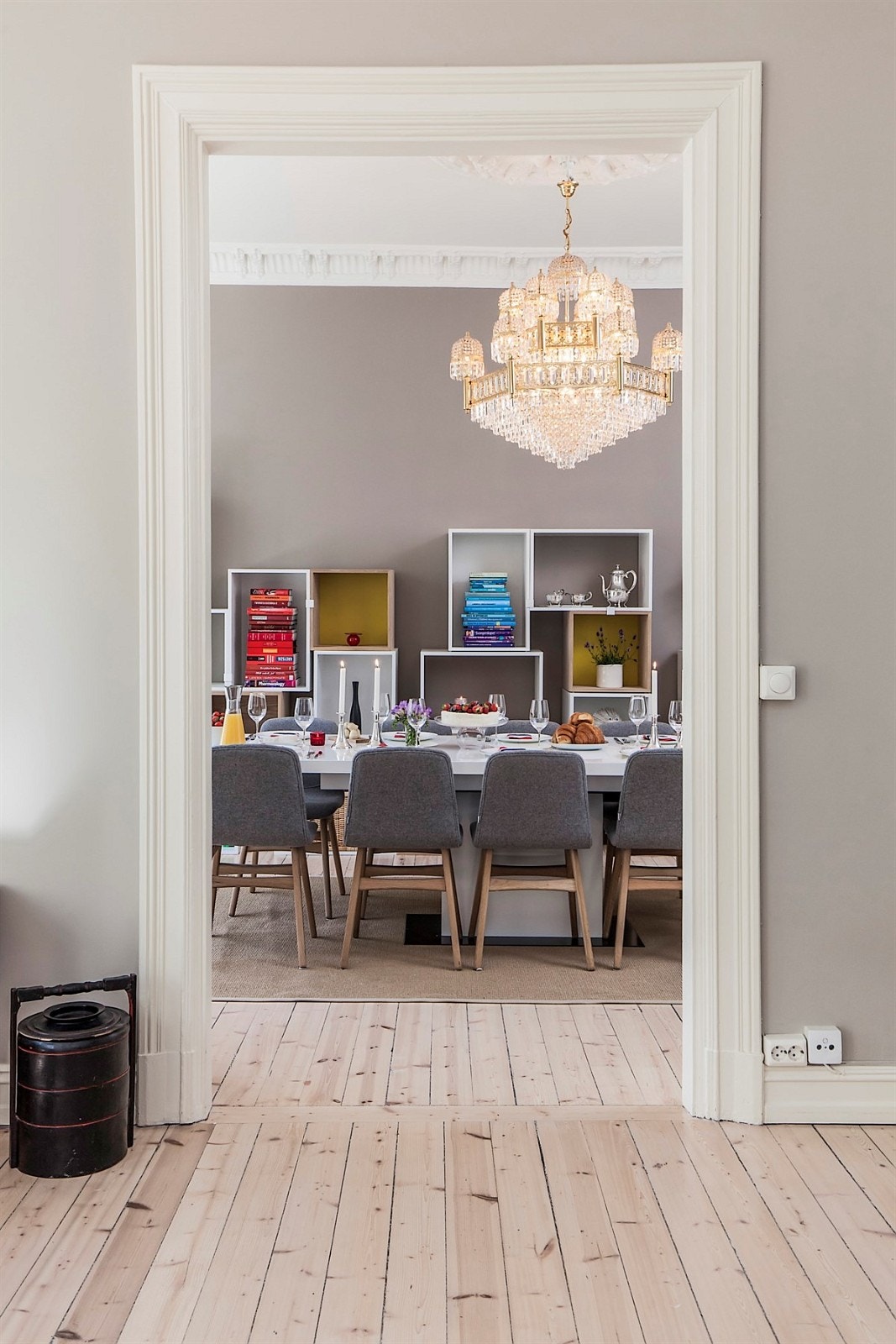 Stue/spisestue. Galleribilde