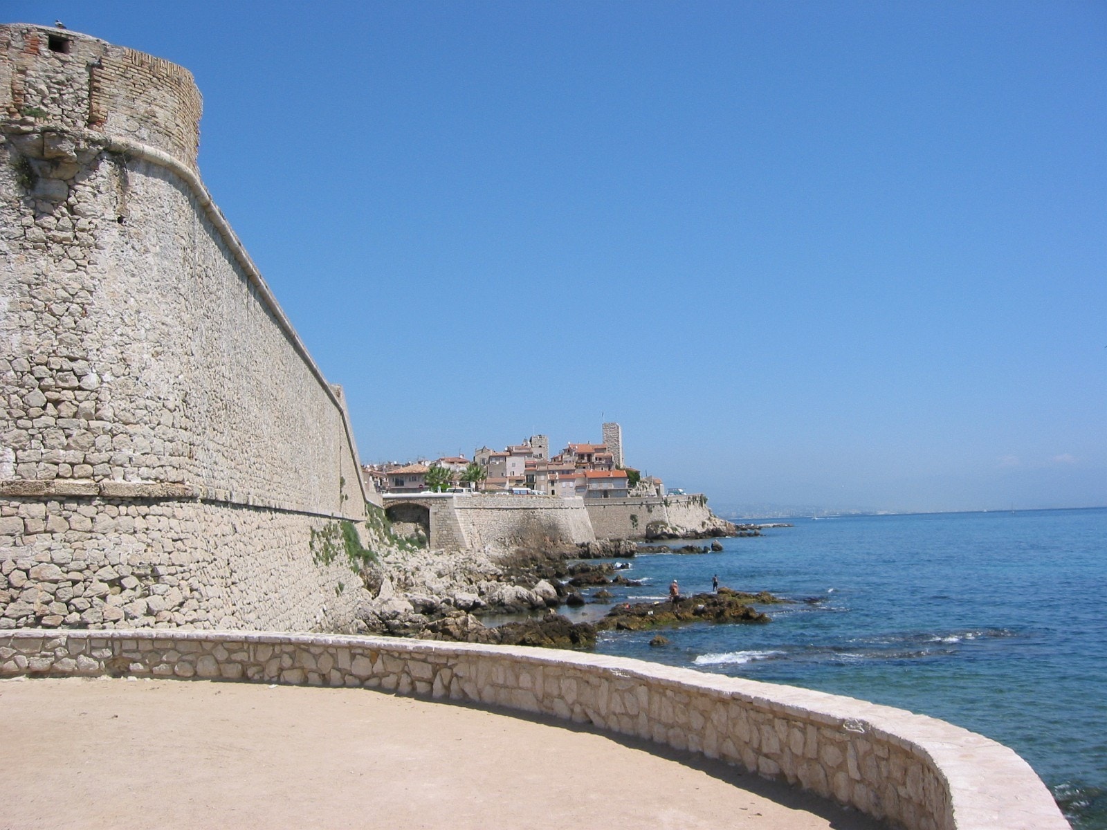 Kort vei til gamlebyen i Antibes Galleribilde