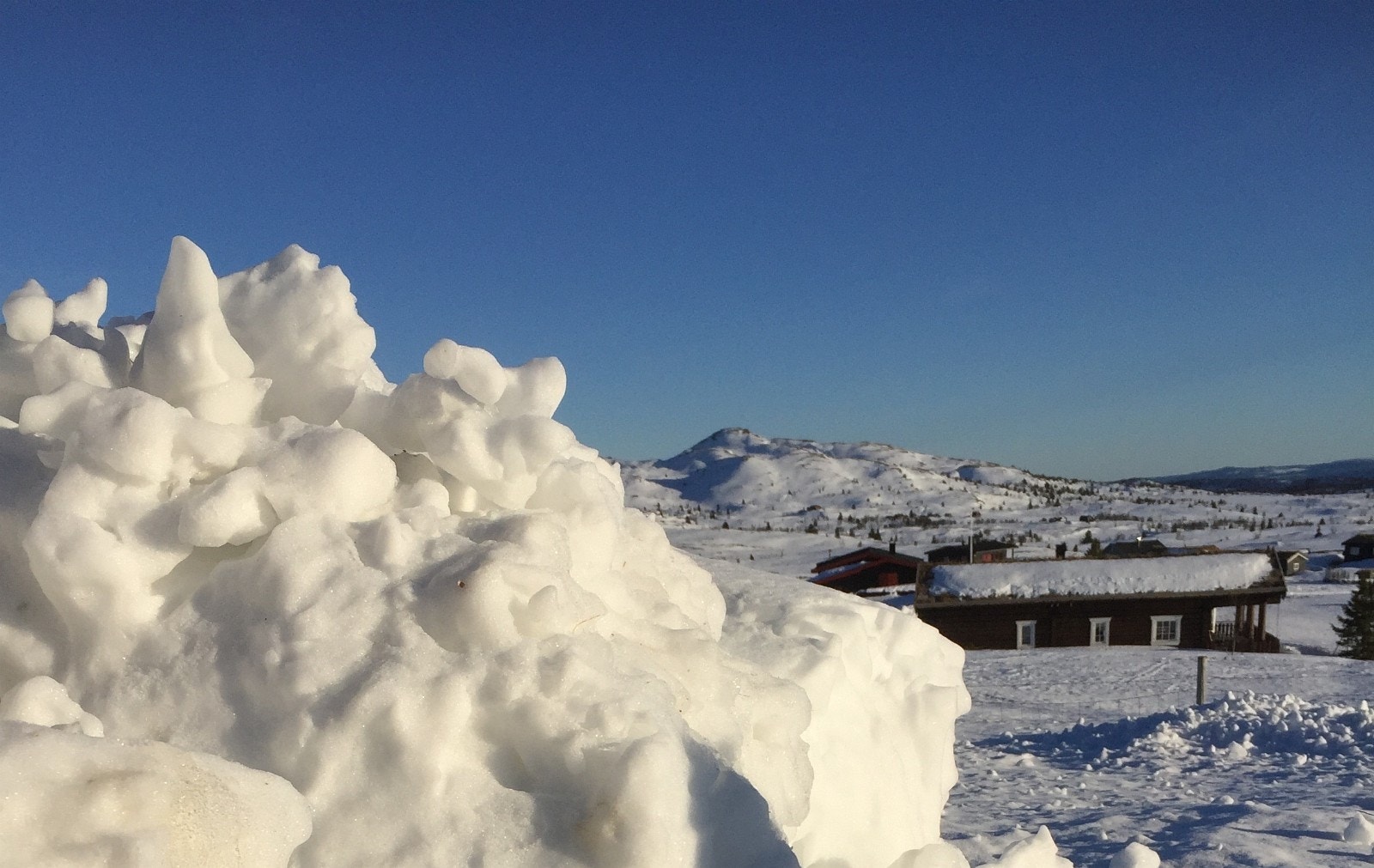 Utsikt fra øverst i hyttefeltet. Galleribilde