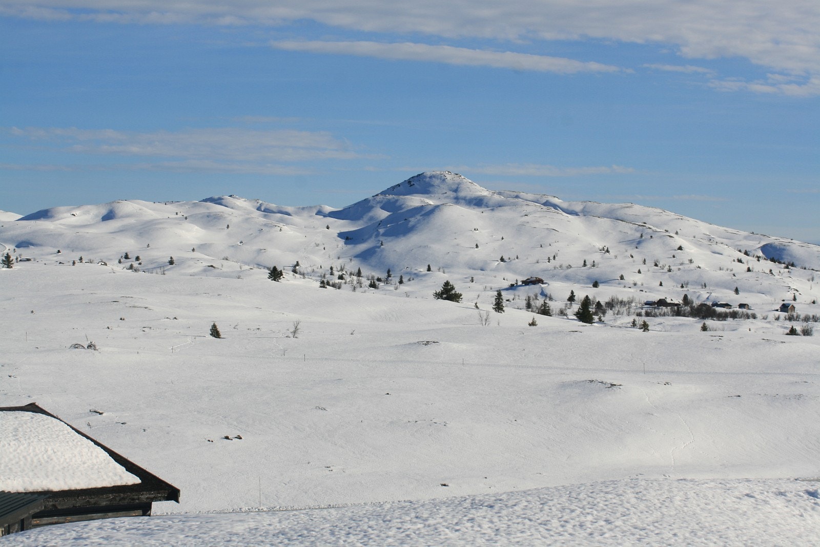 Utsikt mot Dørdalsknappen, retning Skei. Galleribilde
