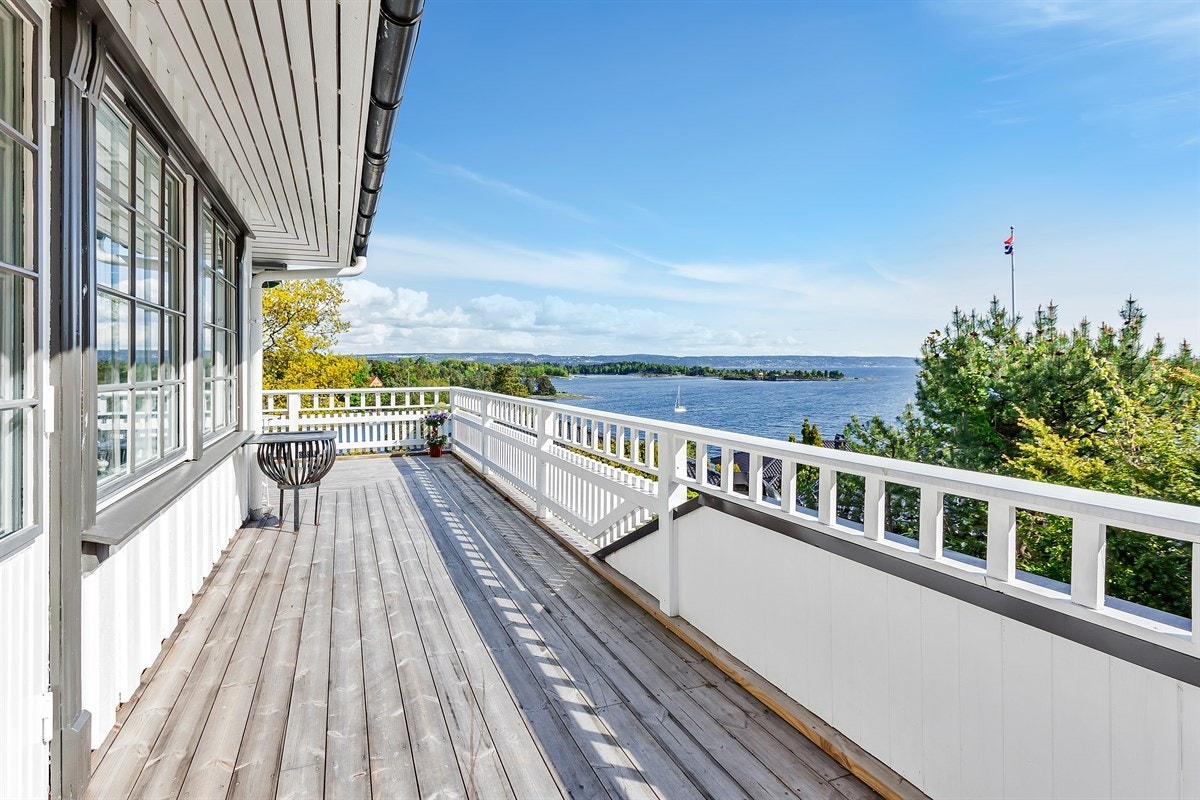 Utsikt fra terrassen Galleribilde