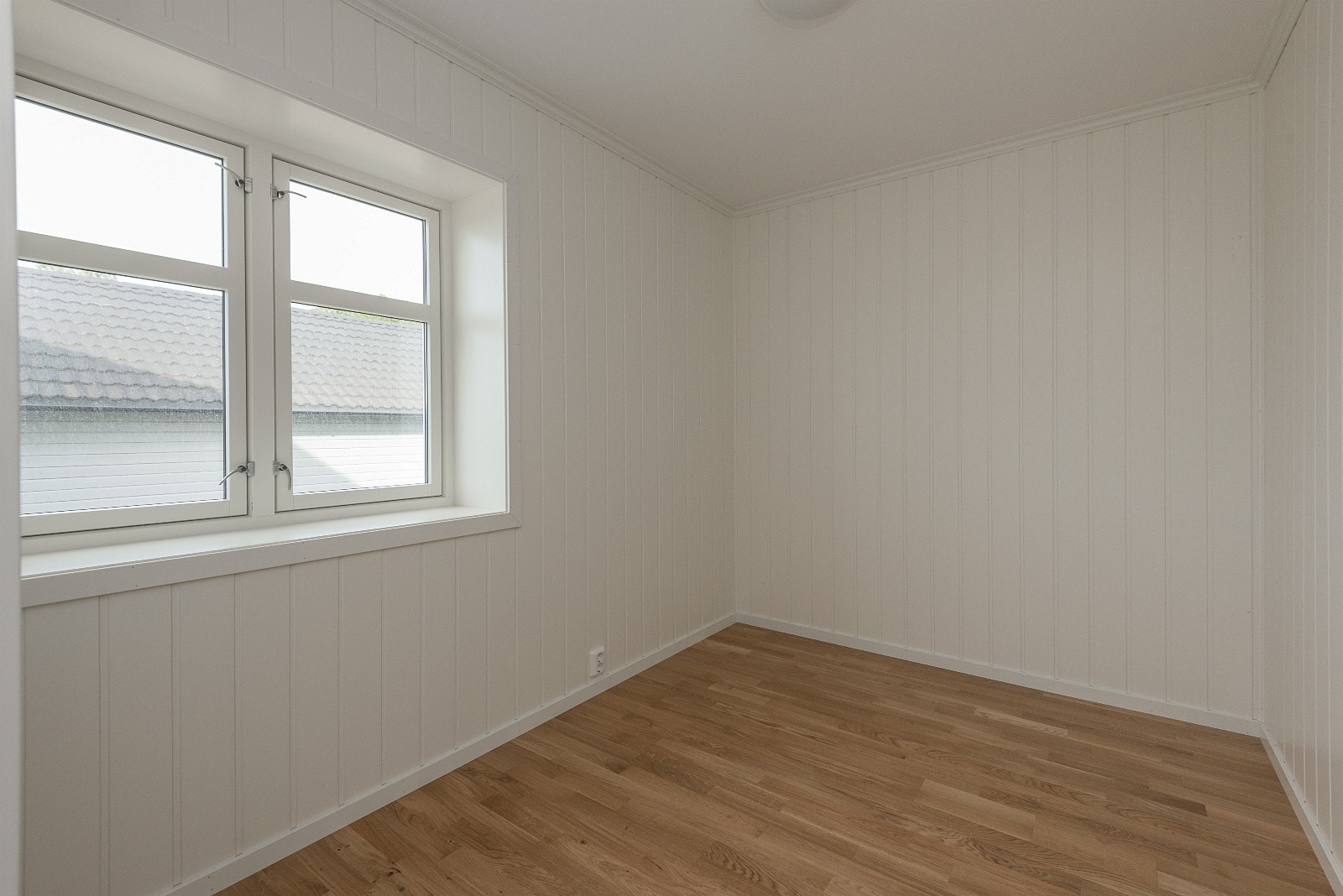 Hybel 1 kr 5.600,- Galleribilde