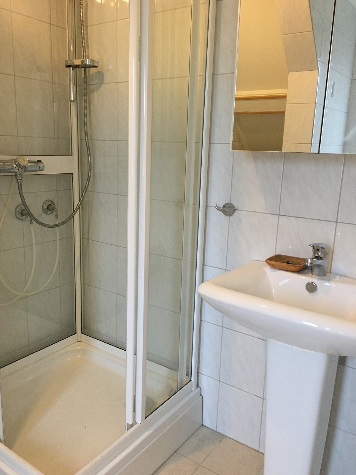 Bad med vaskemaskin Galleribilde