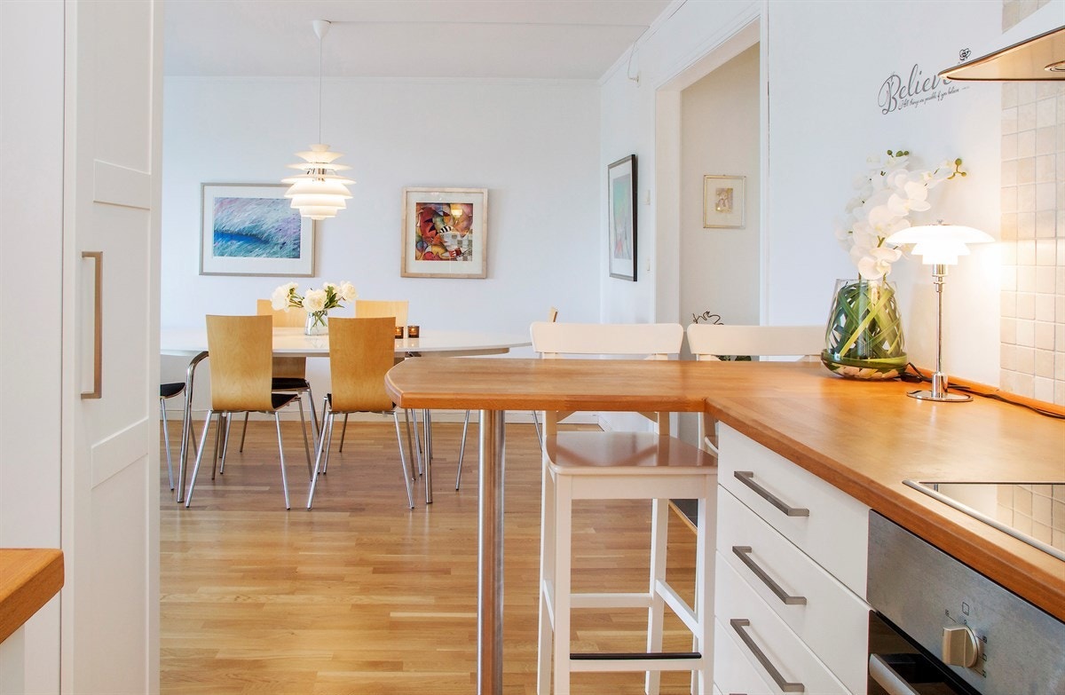 Praktisk barløsning på kjøkken Galleribilde