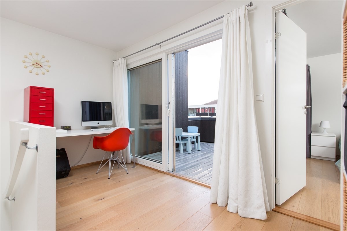 Stue med utgang til takterrasse Galleribilde