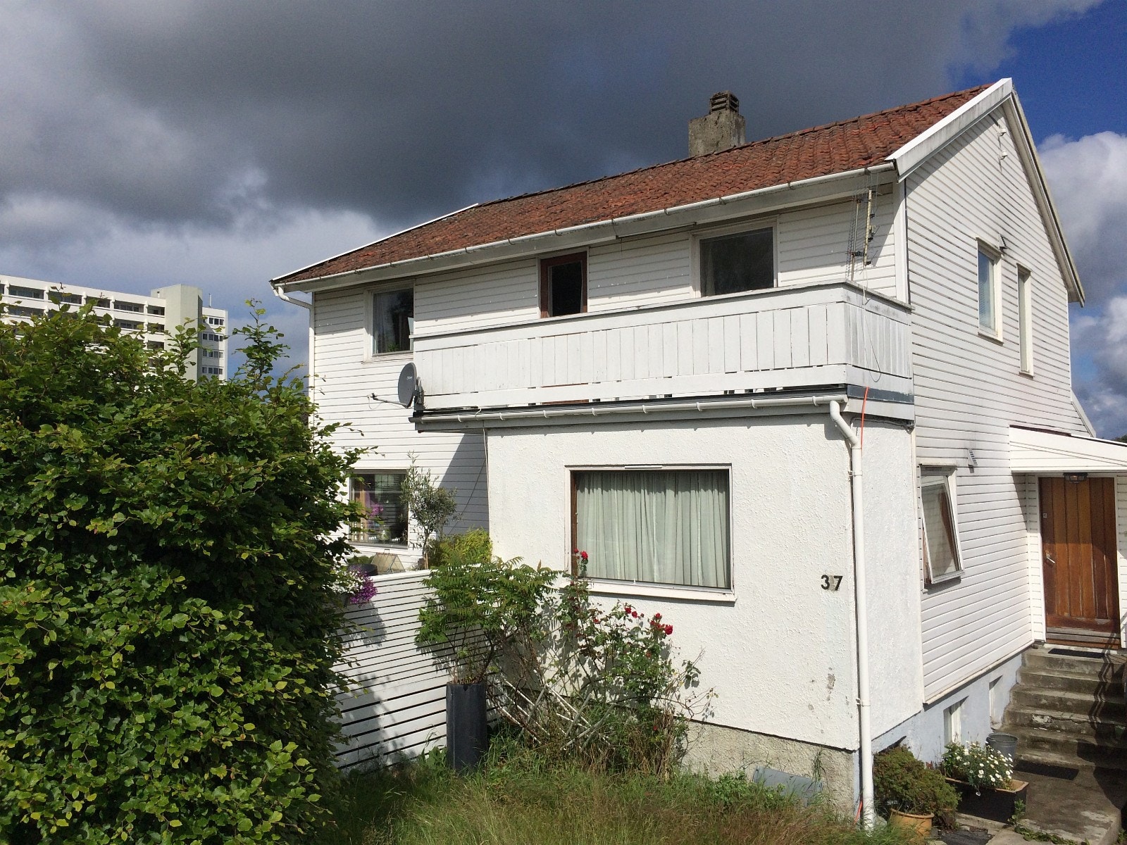 Hus leilighet i 2 etg med balkong Galleribilde