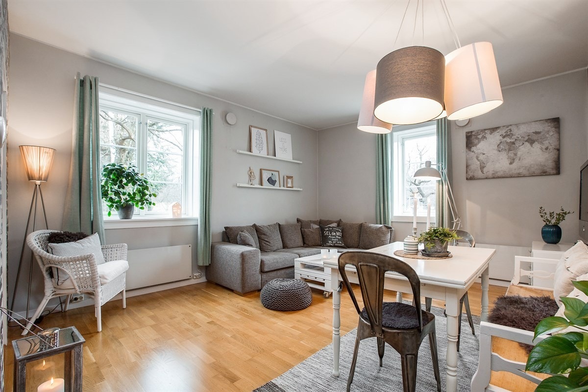 Hjørneleilighet gir lys fra flere kanter Galleribilde