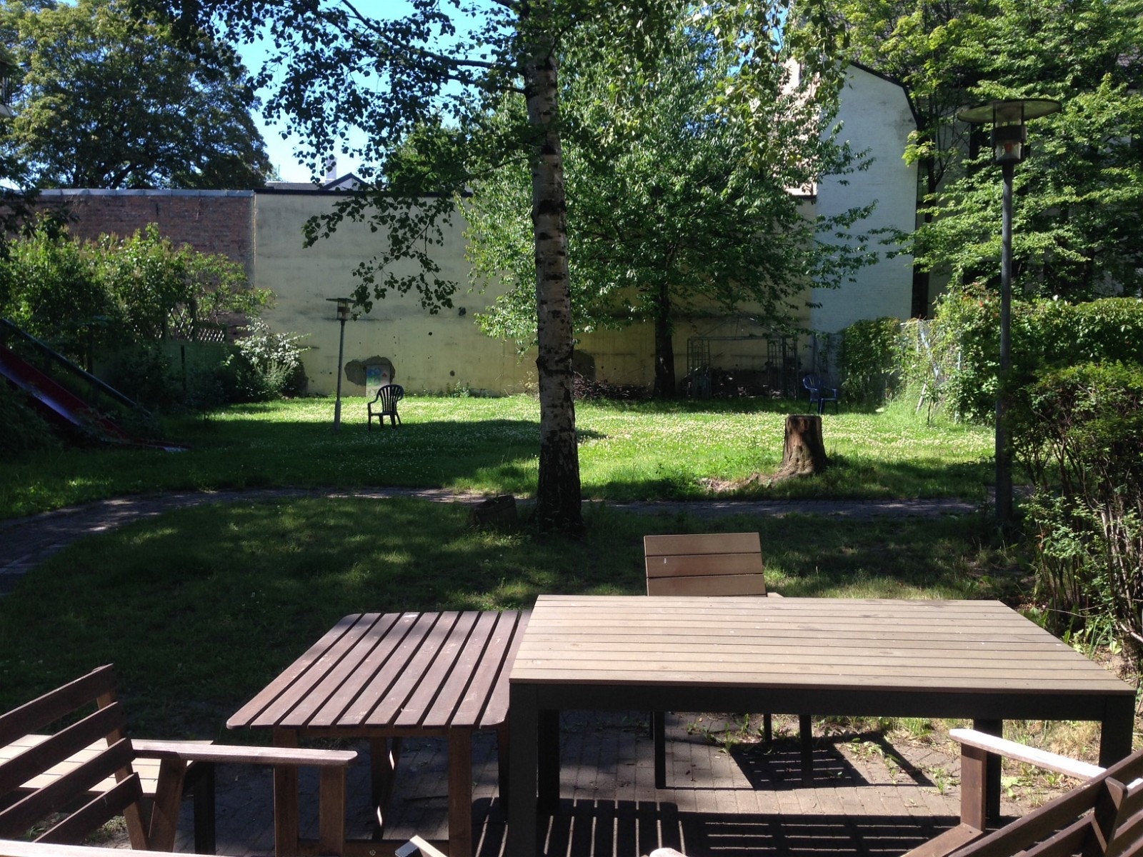 Stor rolig bakgård Galleribilde