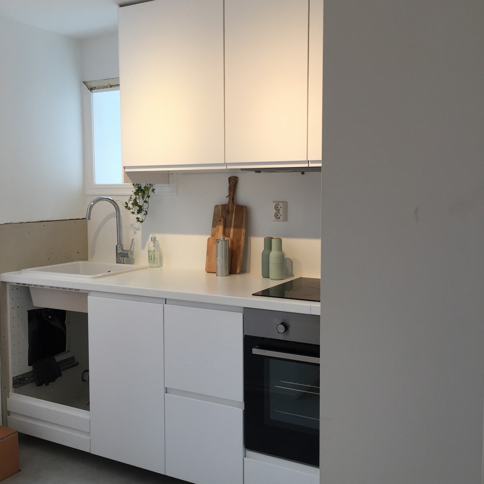 Kjøkken - kjøkken med alt av hvitevarer. Vil bli ferdigstilt før utleie Galleribilde