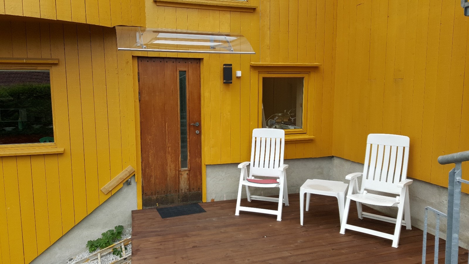 Inngang og solpass mot øst Galleribilde