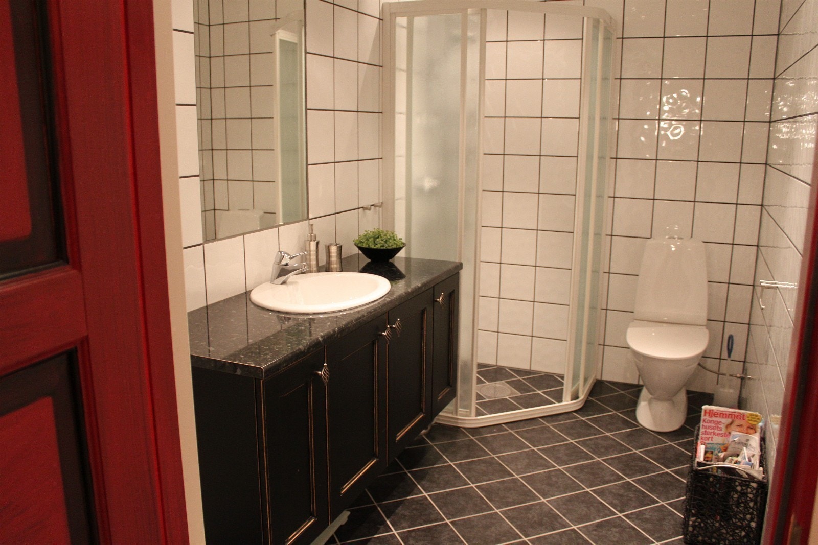 Bad Mari 2. etasje. Galleribilde