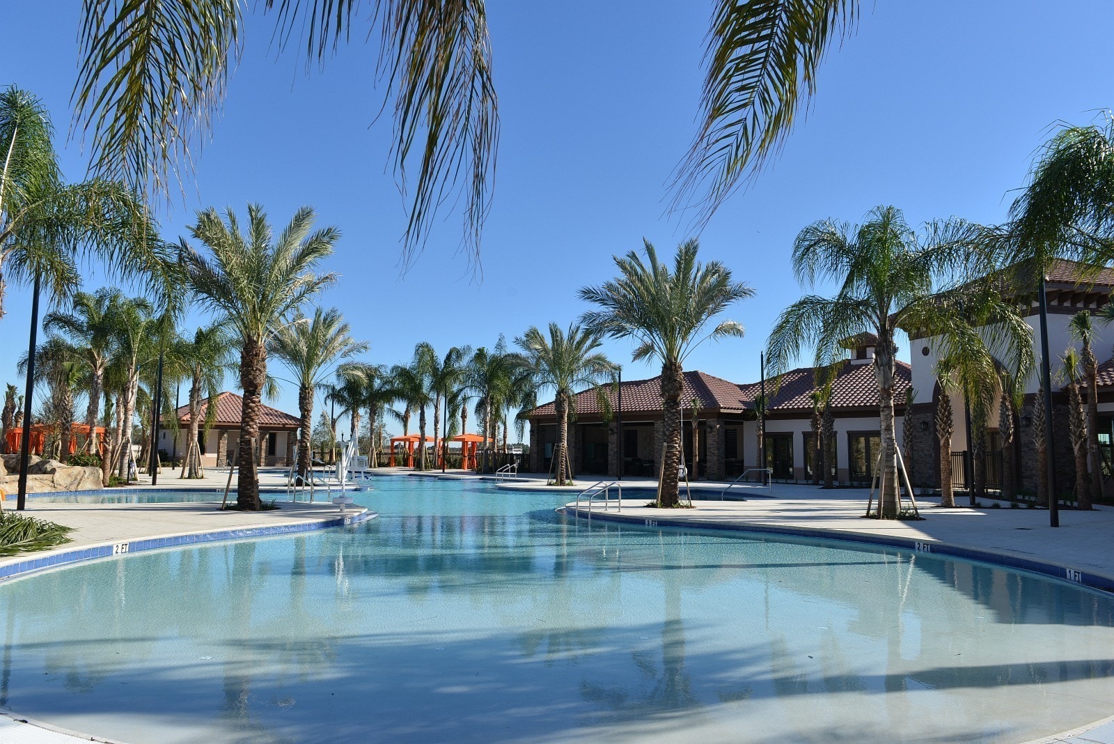 Felles basseng v/klubb hus. Galleribilde