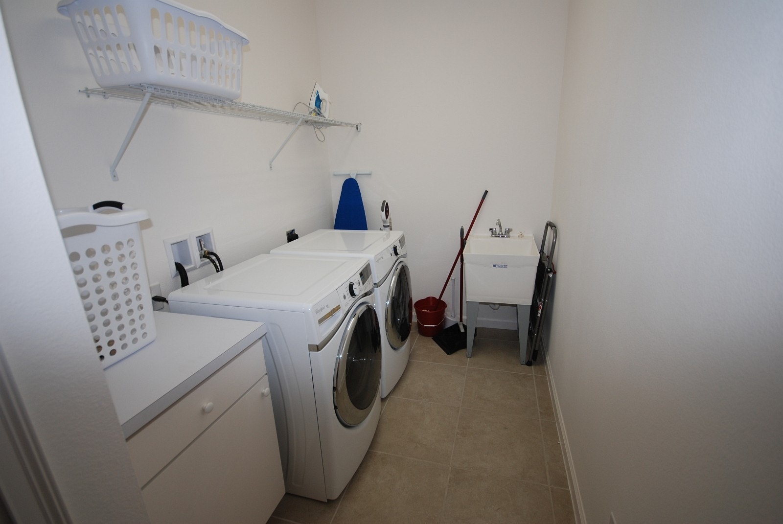 Vaskerom Galleribilde