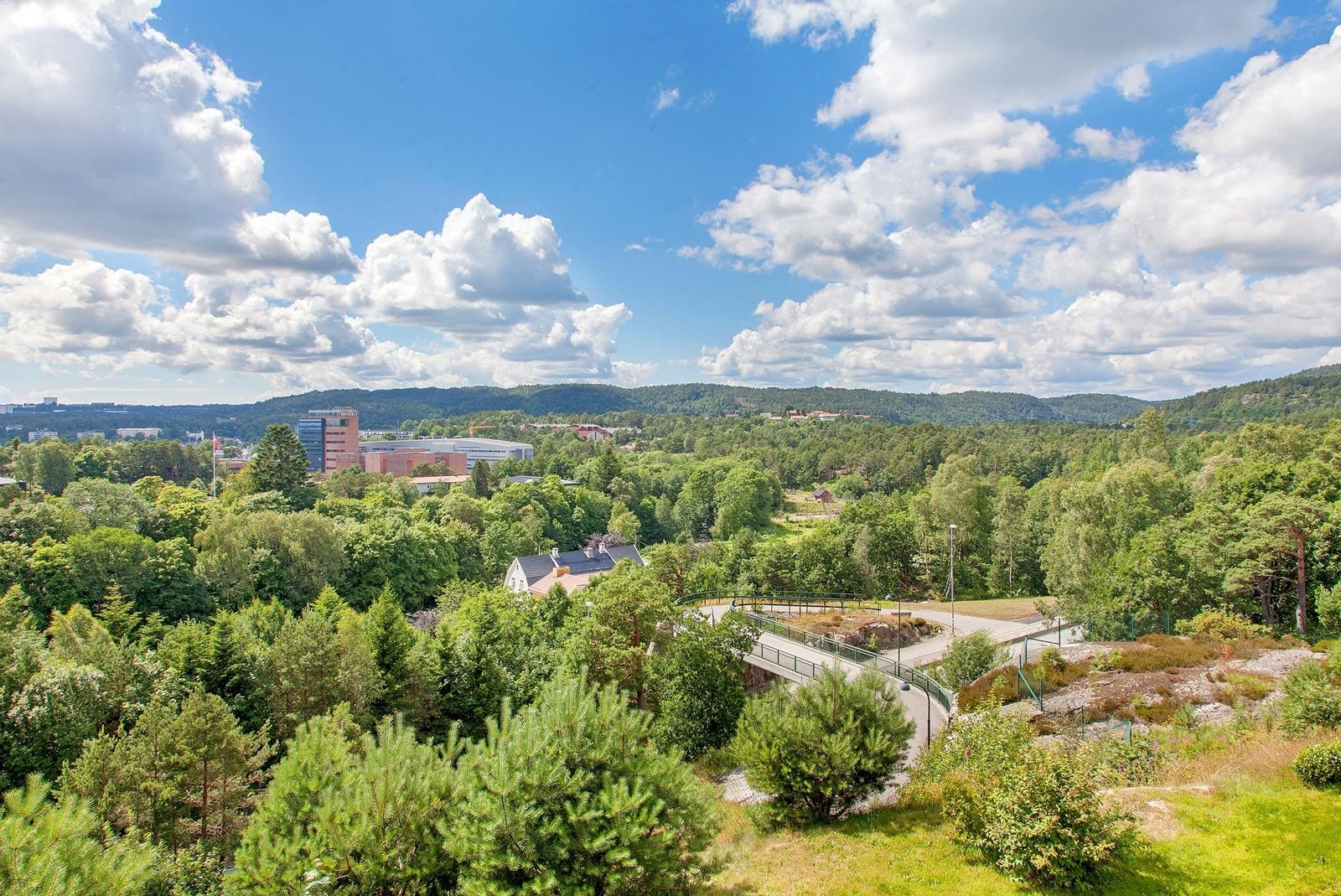 180 graders panoramautsikt - her mot Universitet Galleribilde