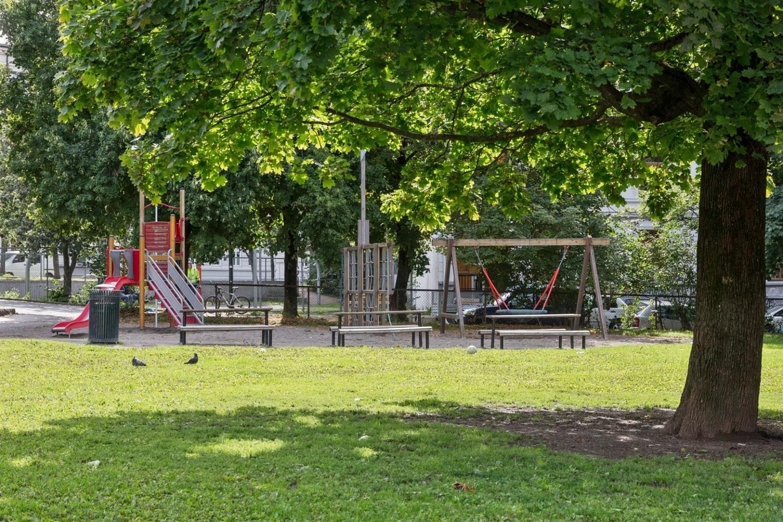 Det er flere parker i umiddelbar avstand fra boligen. Galleribilde