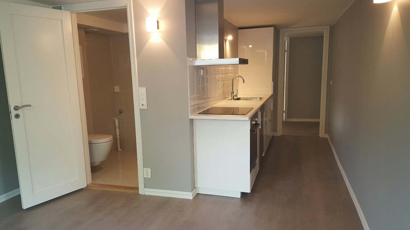 Eget kjøkken m/hvitevarer og eget bad. Galleribilde