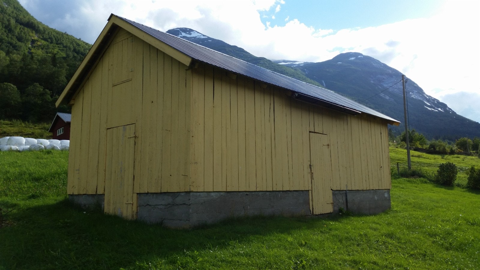 Uthus Galleribilde
