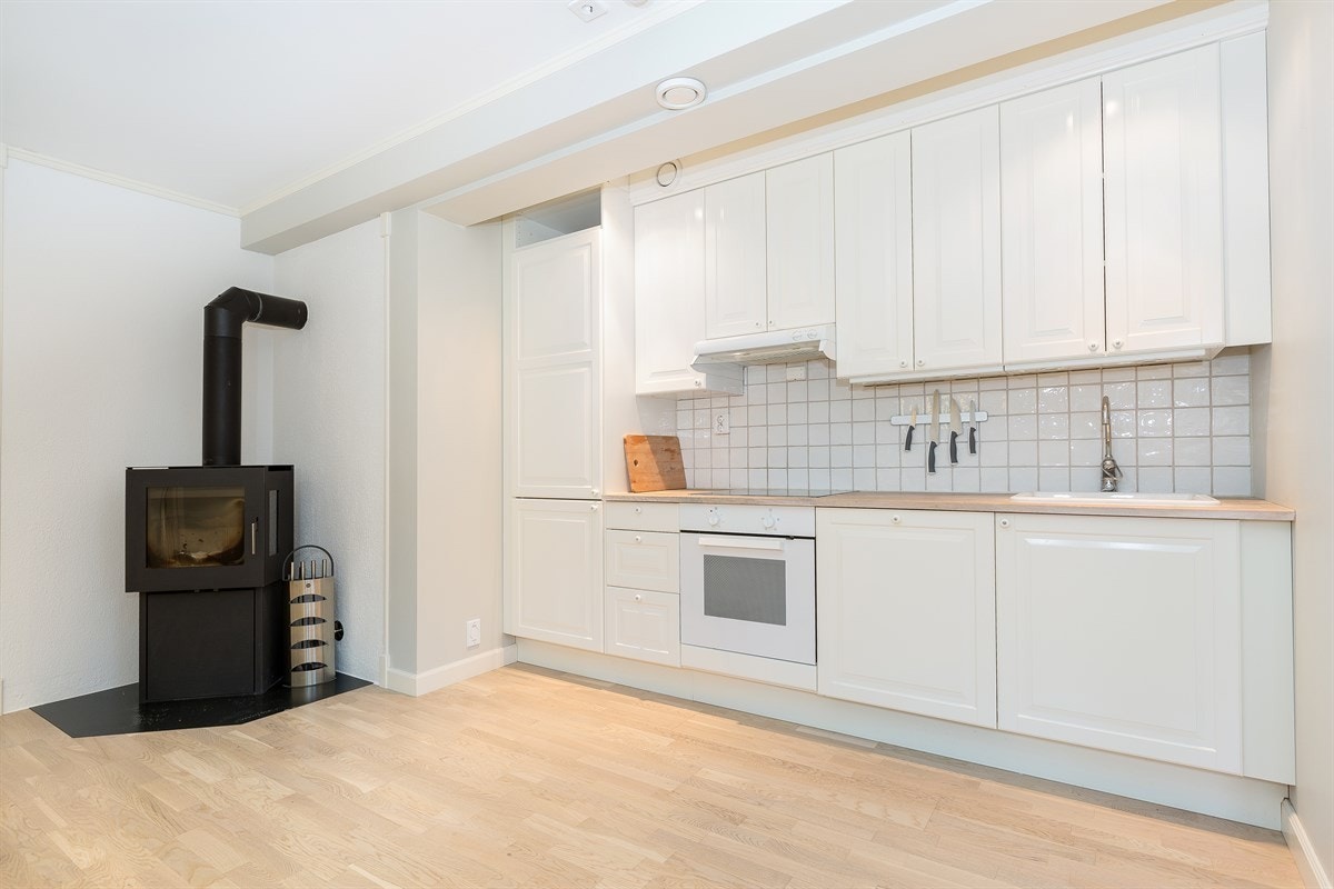 Kjøkken med peisovn Galleribilde