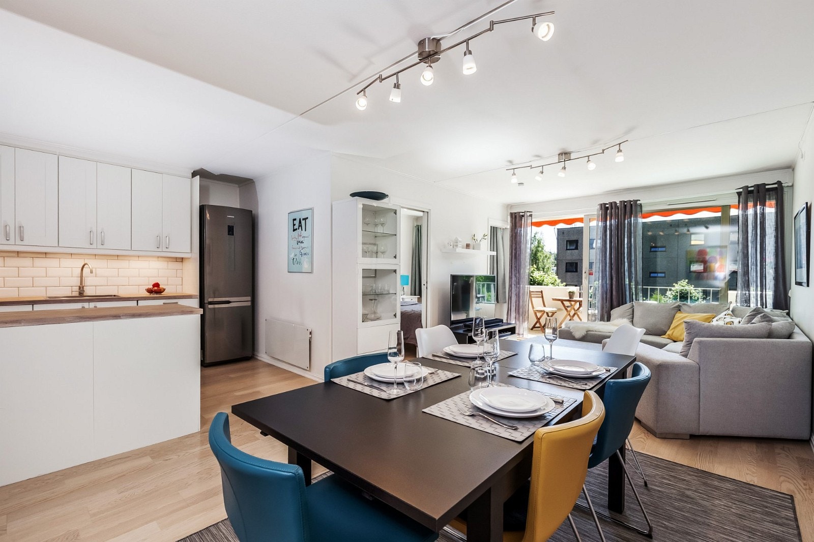 Stor og lys stue Galleribilde