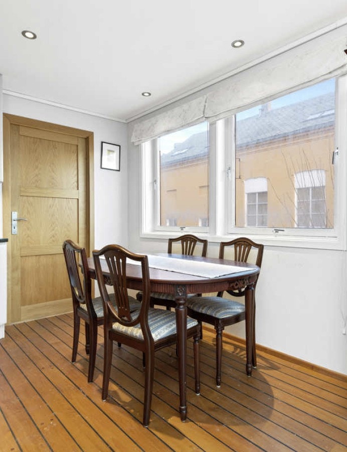 Spisebord avdeling Galleribilde