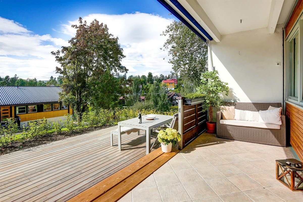 Stor terrasse på ca. 33,5 m². Galleribilde