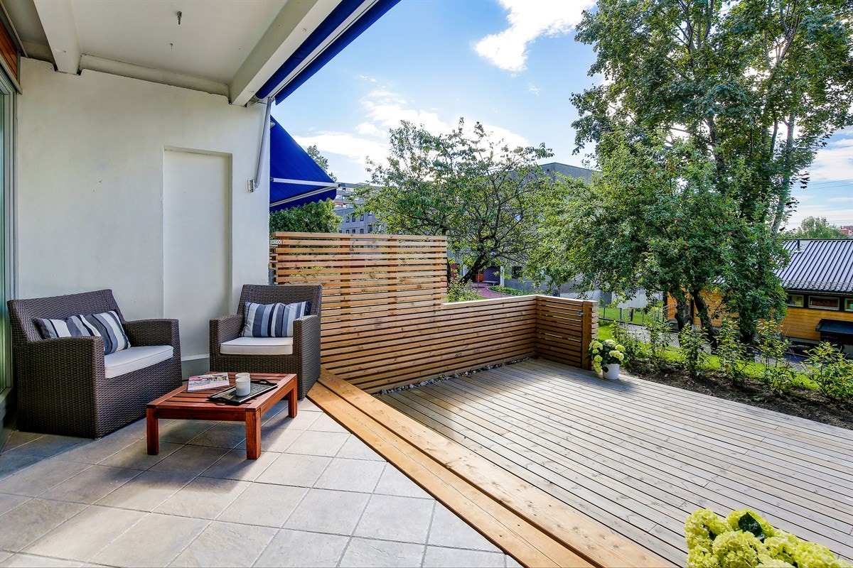 Nyt det ekstra rommet om sommeren Galleribilde