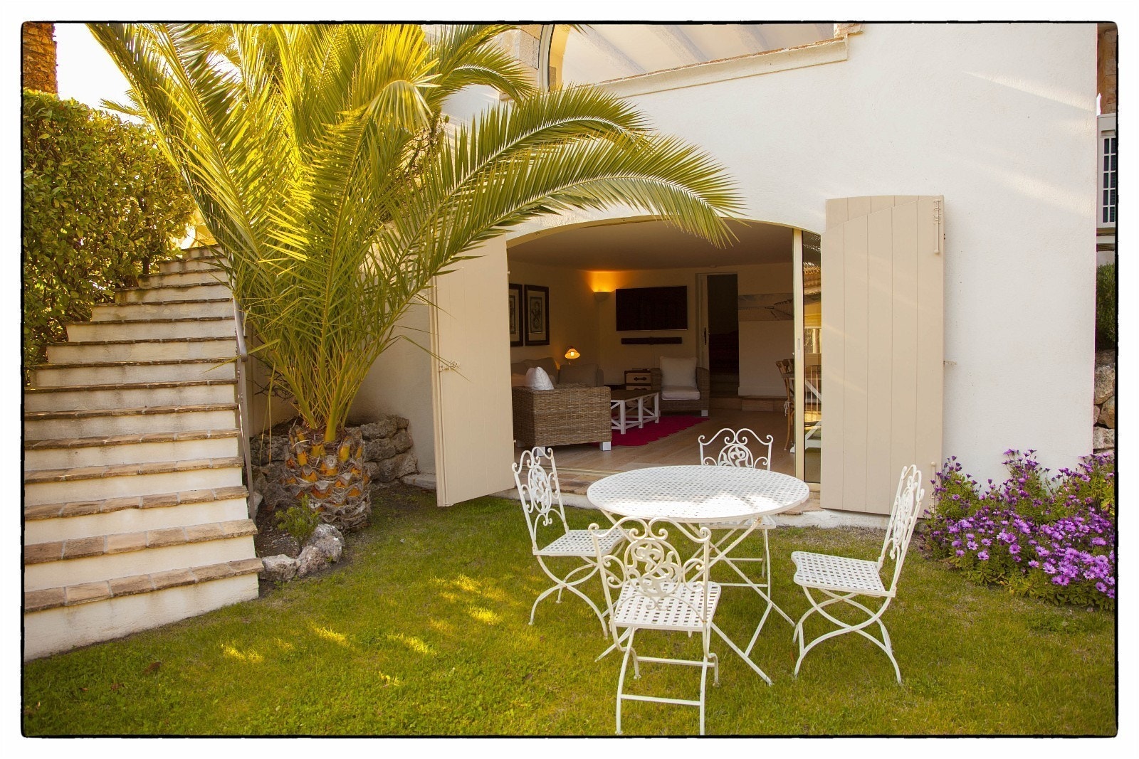 Utgang fra stuen i underetasjen Galleribilde