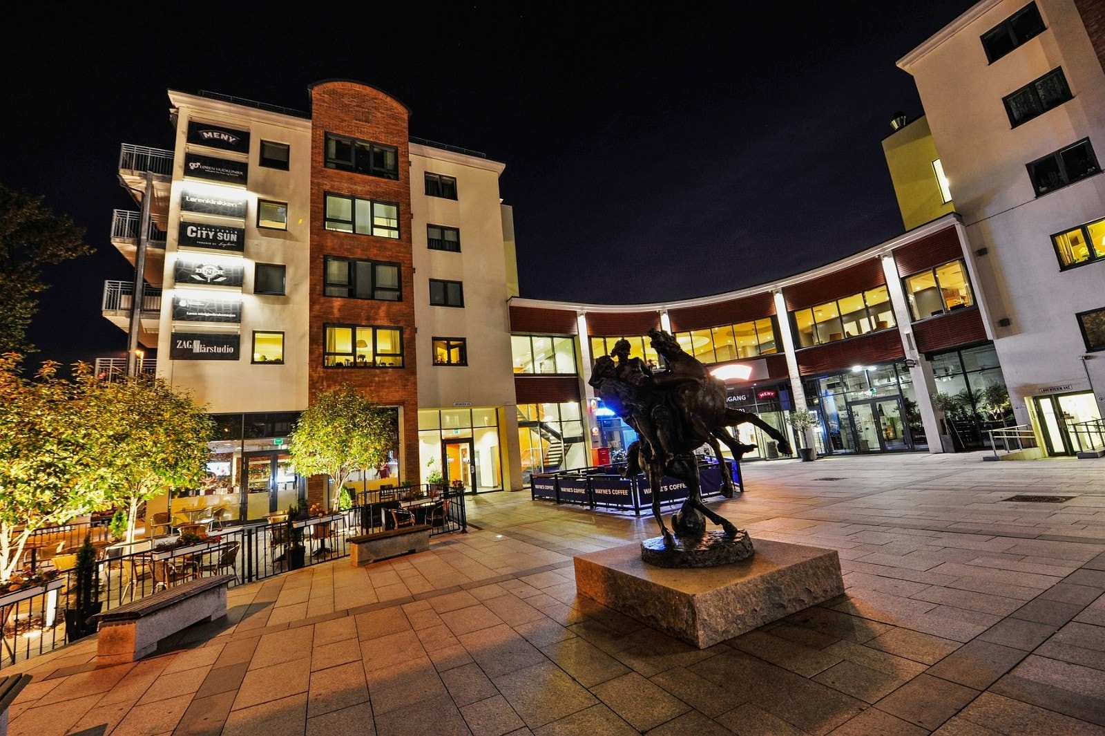 Nærområdet - Løren senter Galleribilde