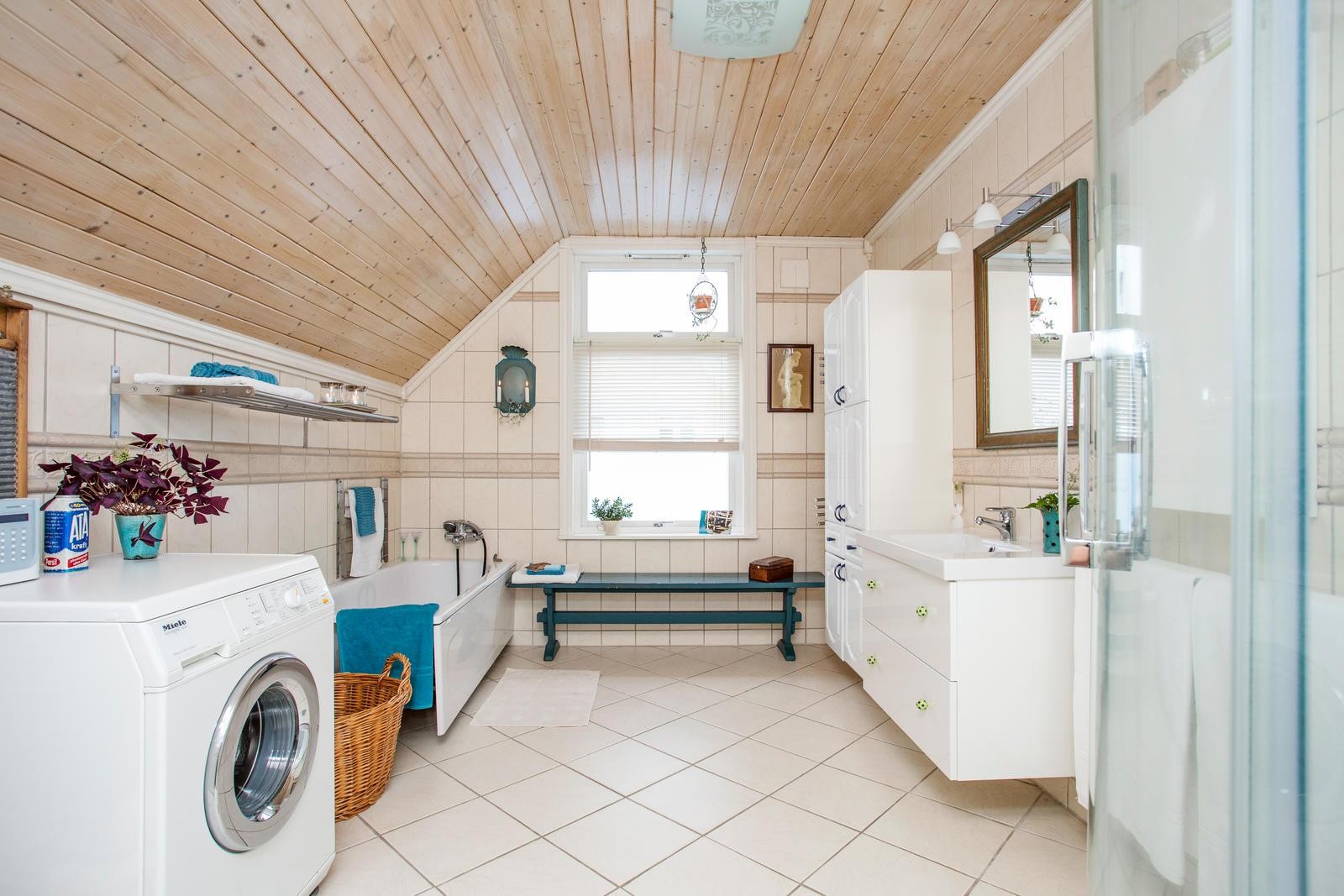 bad (5) Galleribilde