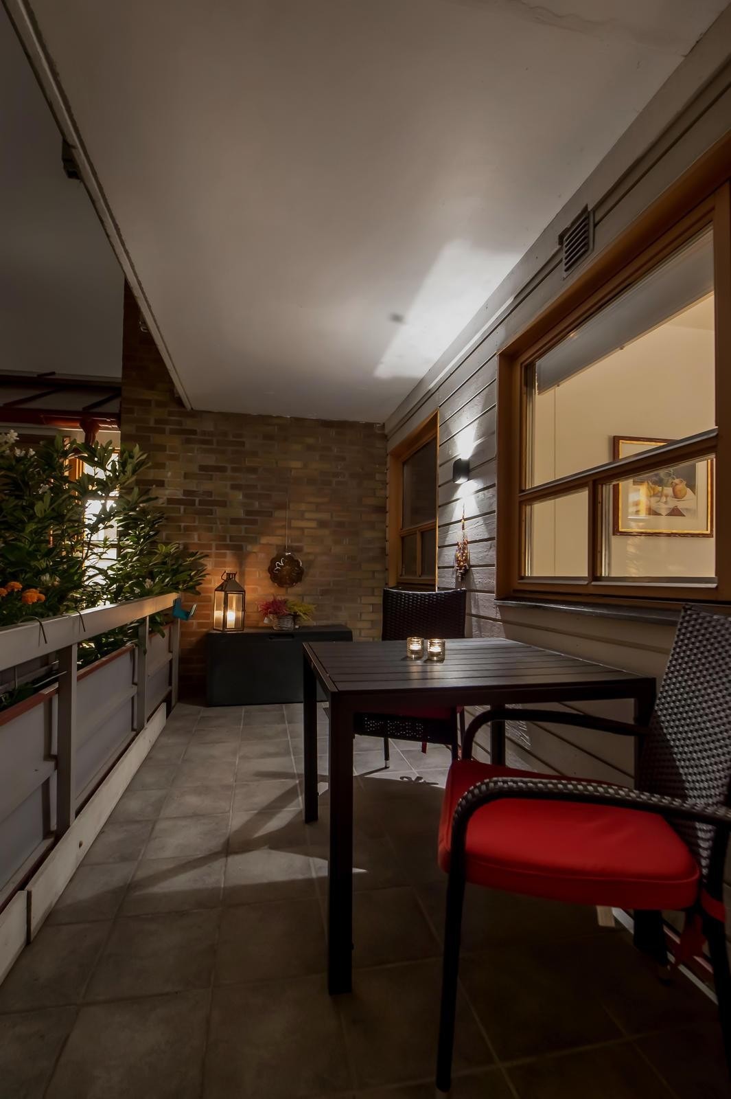 Kveldsstemning på balkongen Galleribilde