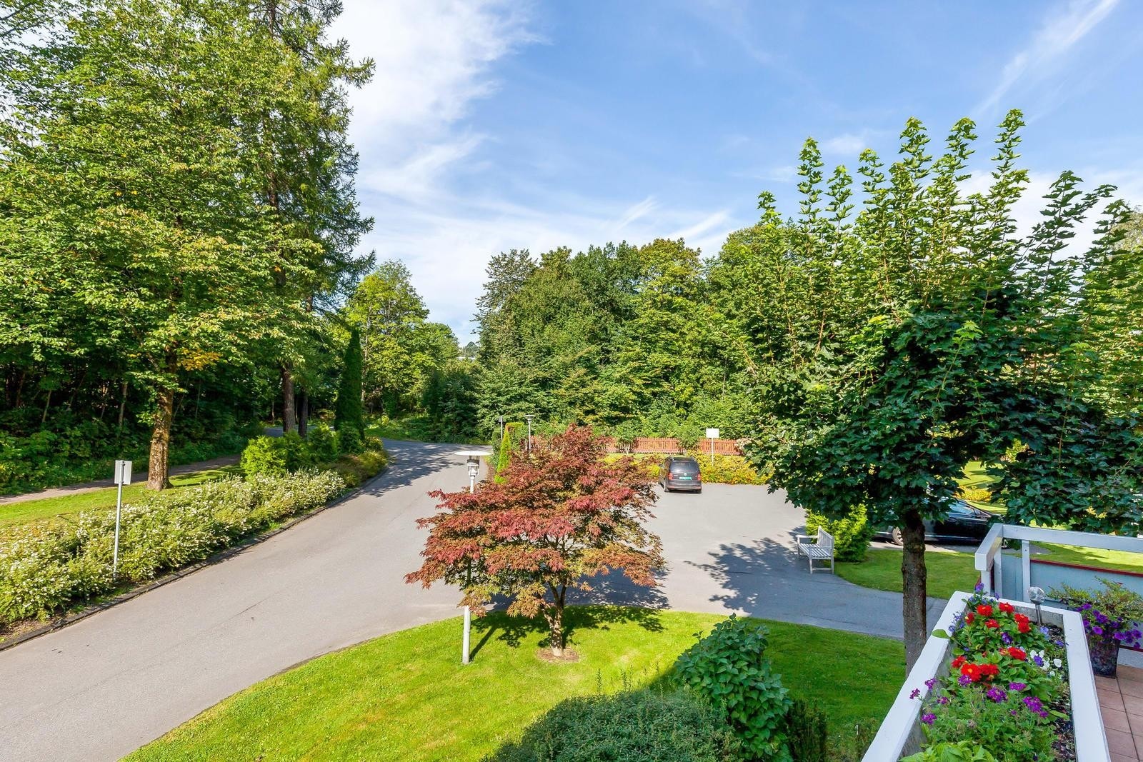 Store, flotte grøntområder omkranser sameiet Galleribilde