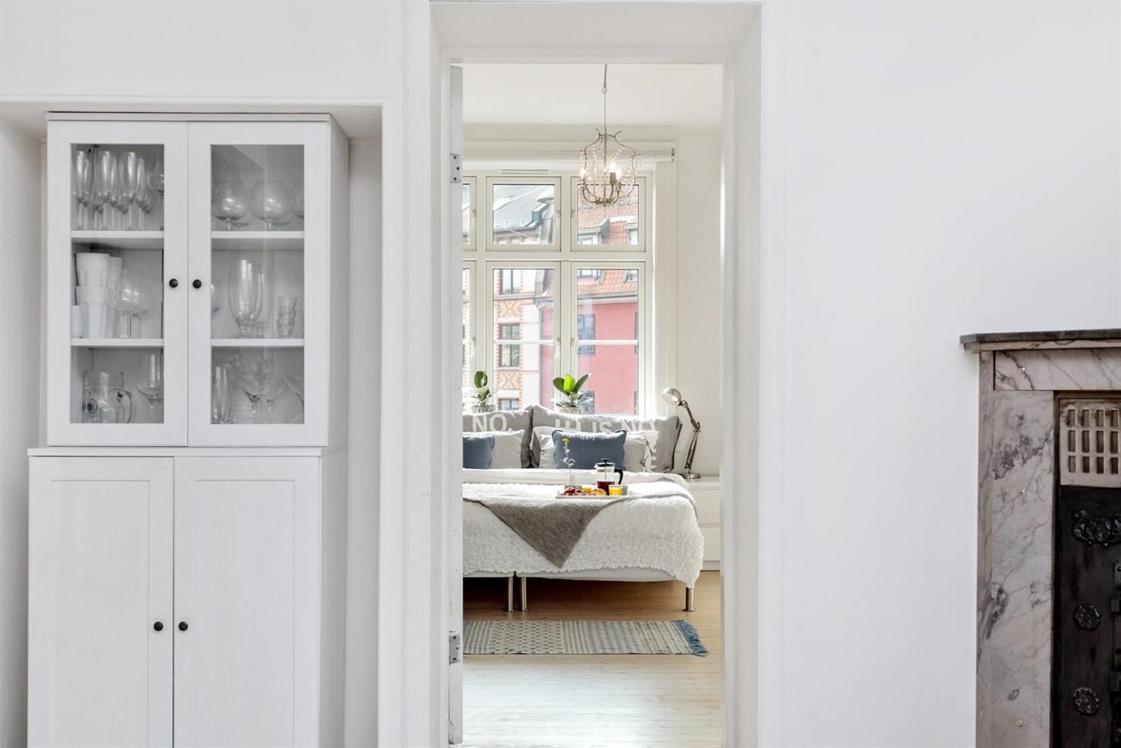 Fra stue mot soverom. Galleribilde