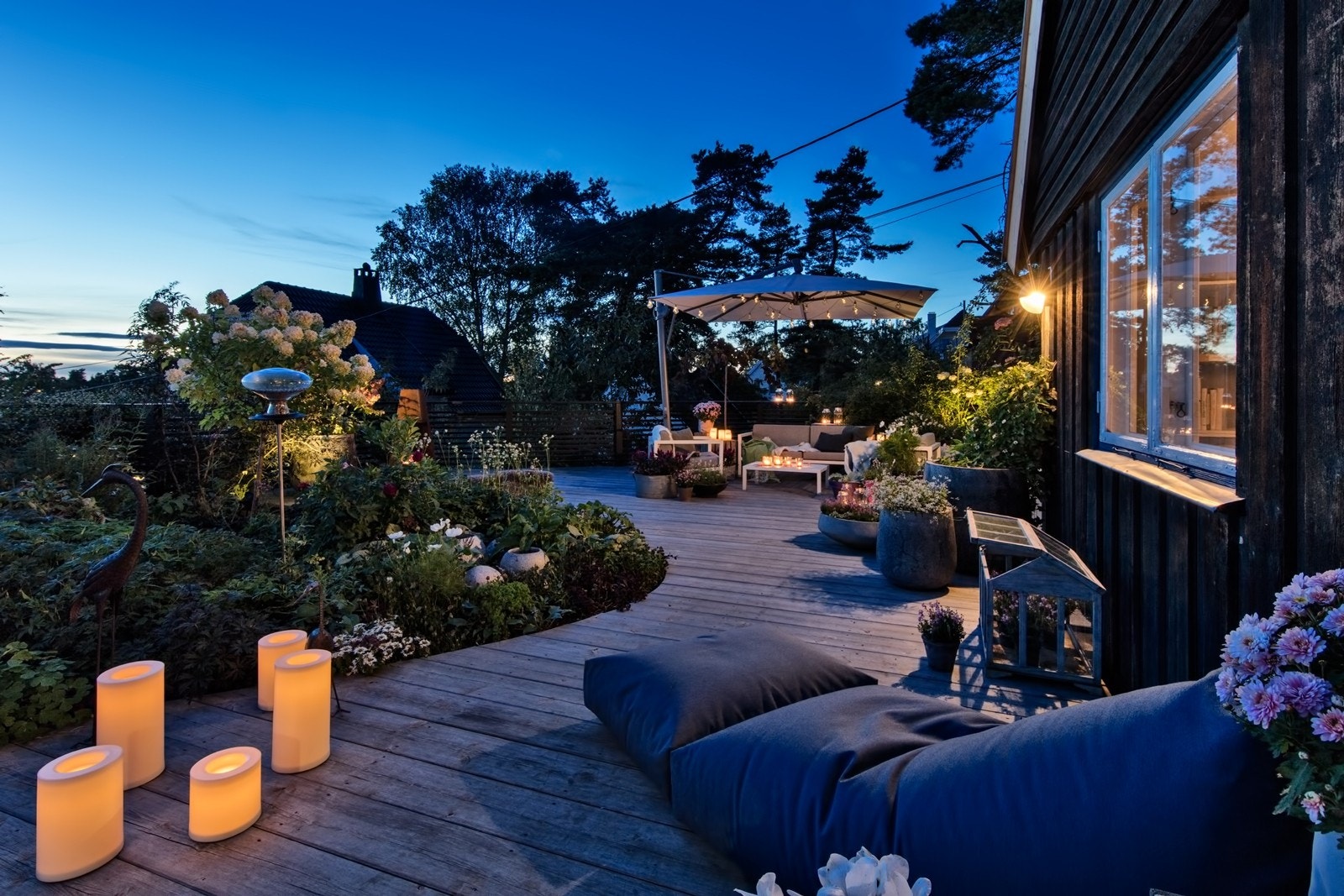 Kveldsstemning på terrassen Galleribilde