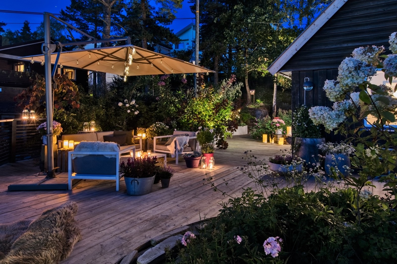 Kveldsstemning på terrassen Galleribilde