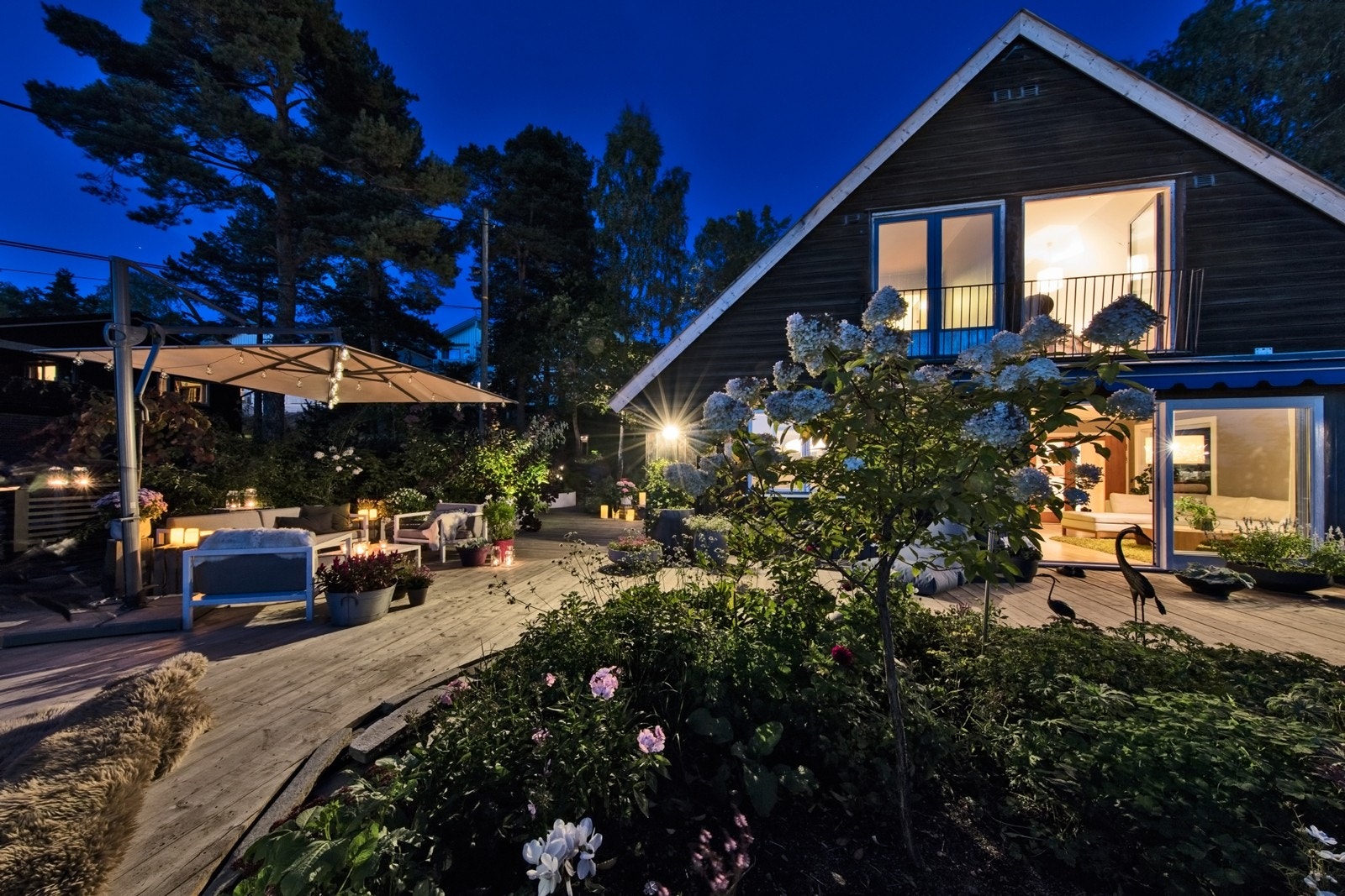 Kveldsstemning på terrassen Galleribilde