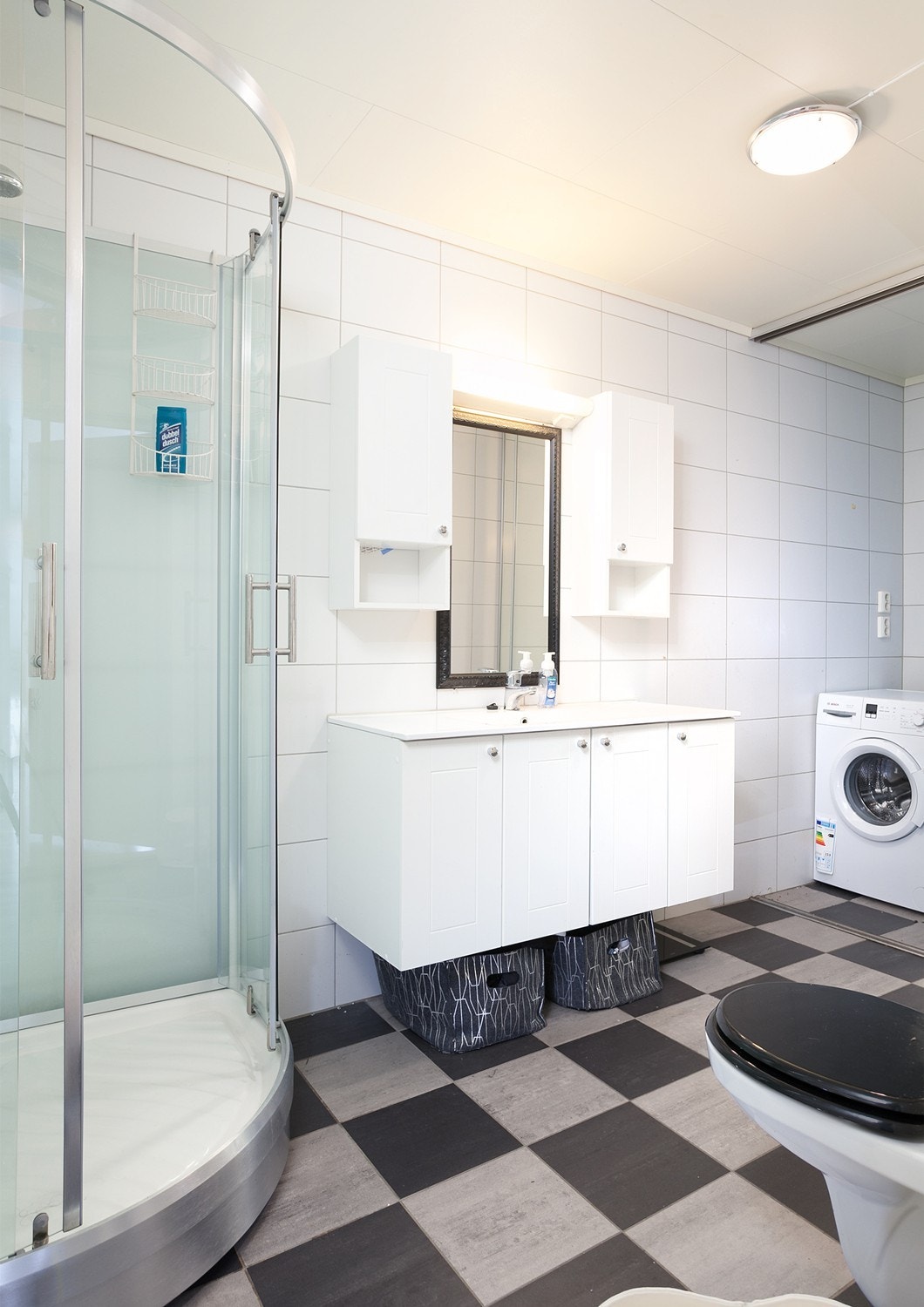 Flislagt bad med gulvvarme Galleribilde