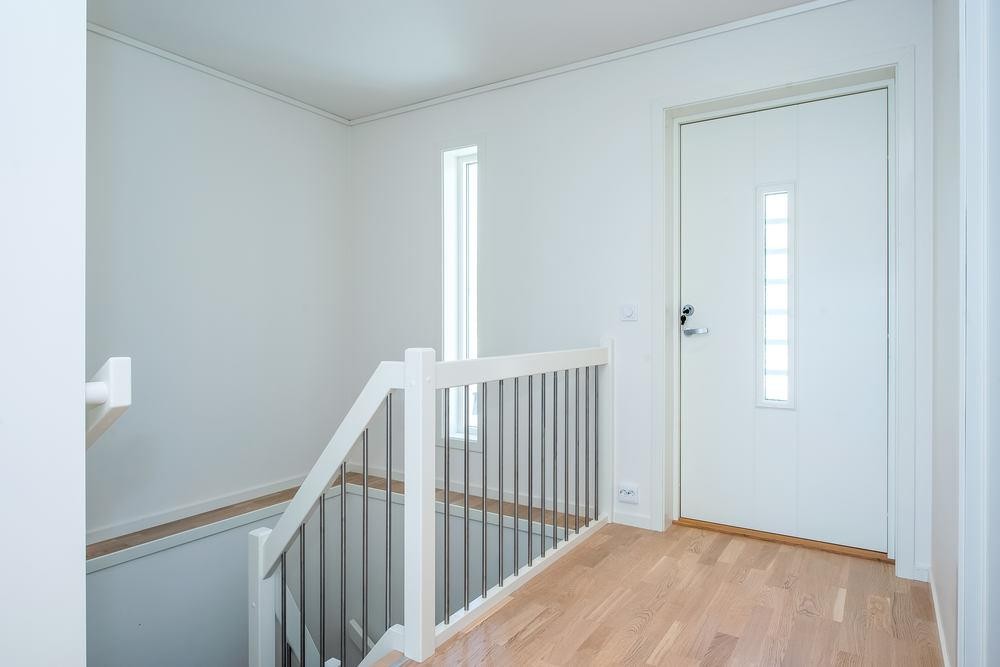 Entre med innlagte spotlight Galleribilde