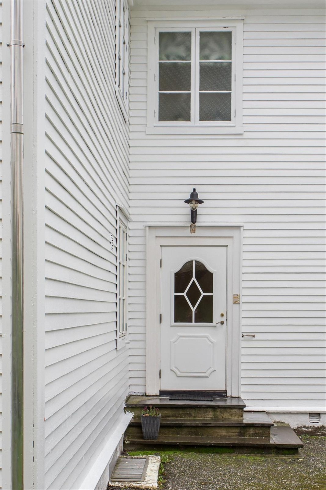 Bekkeveien 10 består av 4 leiligheter Galleribilde