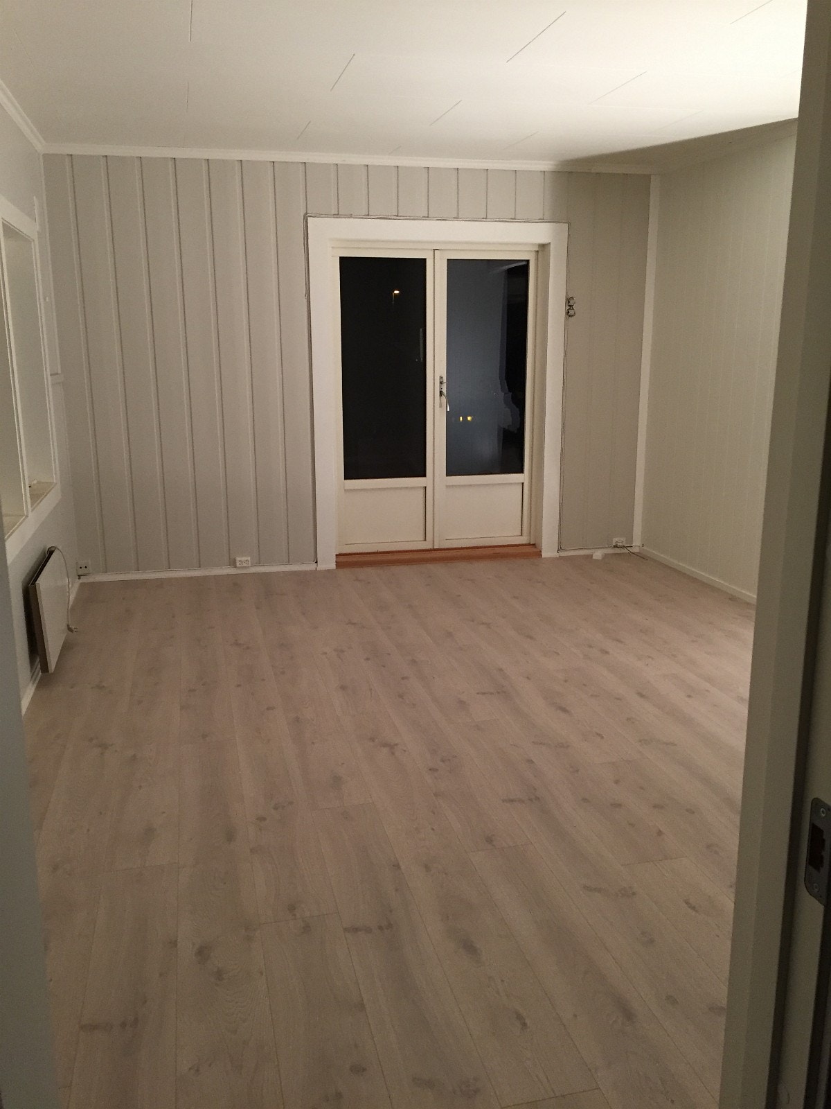 Stue sett fra det ene soverommet Galleribilde