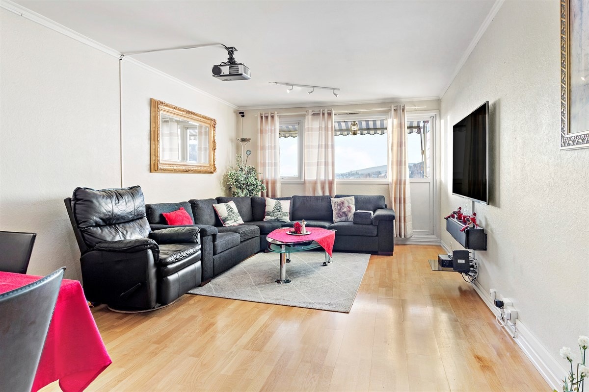 Stue med utgang til balkong Galleribilde