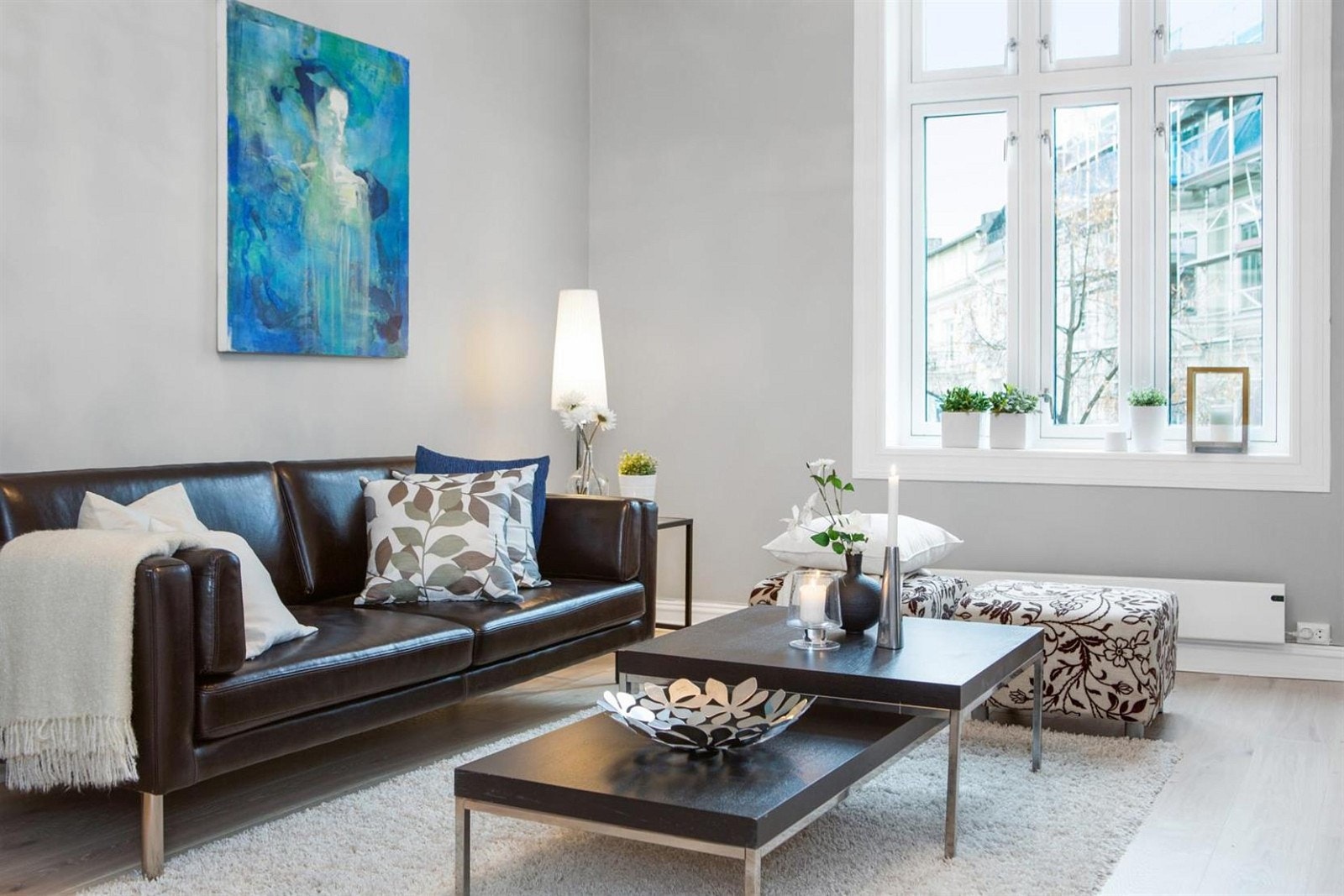 Leiligheten er på hele 67 kvm. og har i tillegg til en romslig stue et stort separat kjøkken. Galleribilde