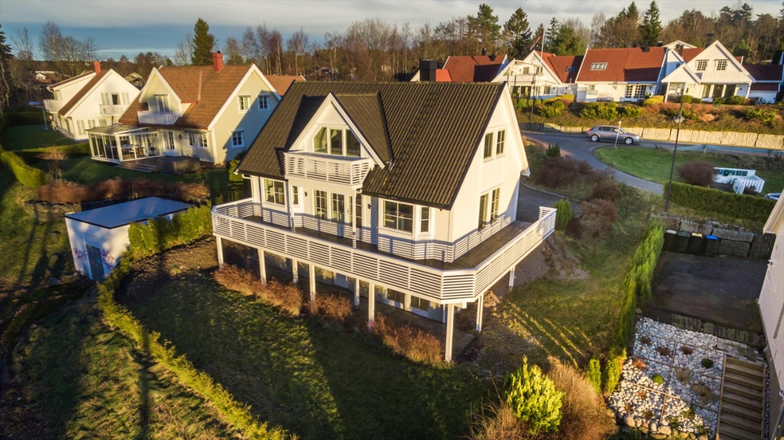 Alle rom har høsten/vinteren 2016 vært gjenstand for vesentlig renovering, og det har samtidig blitt gjort noen ombyggingsarbeider. Galleribilde