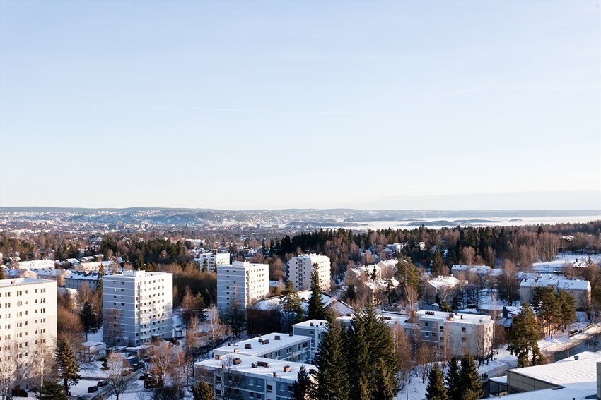 Flott utsikt fra takterrassen over byen. Galleribilde