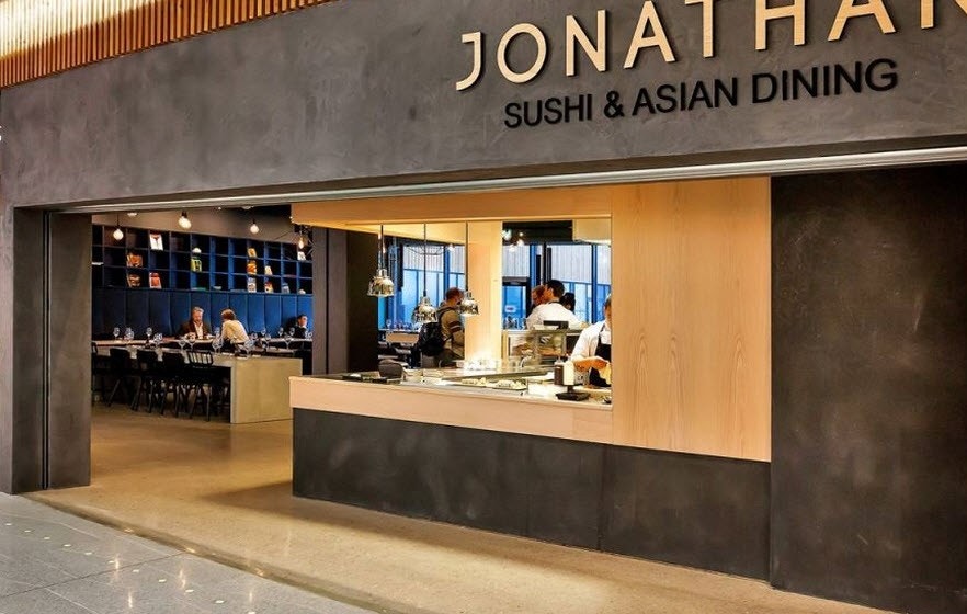 Fonebu S Kjøpesenter med mange flotte butikker og restauranter Galleribilde