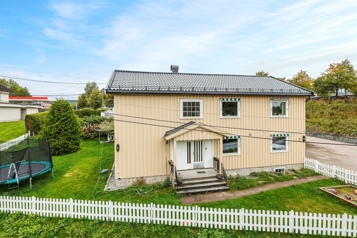 Barnevennlig og sentrumsnær beliggenhet. Galleribilde