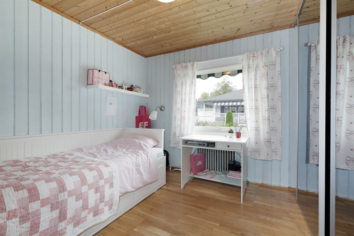 Soverom 2 i 2.etg. Galleribilde